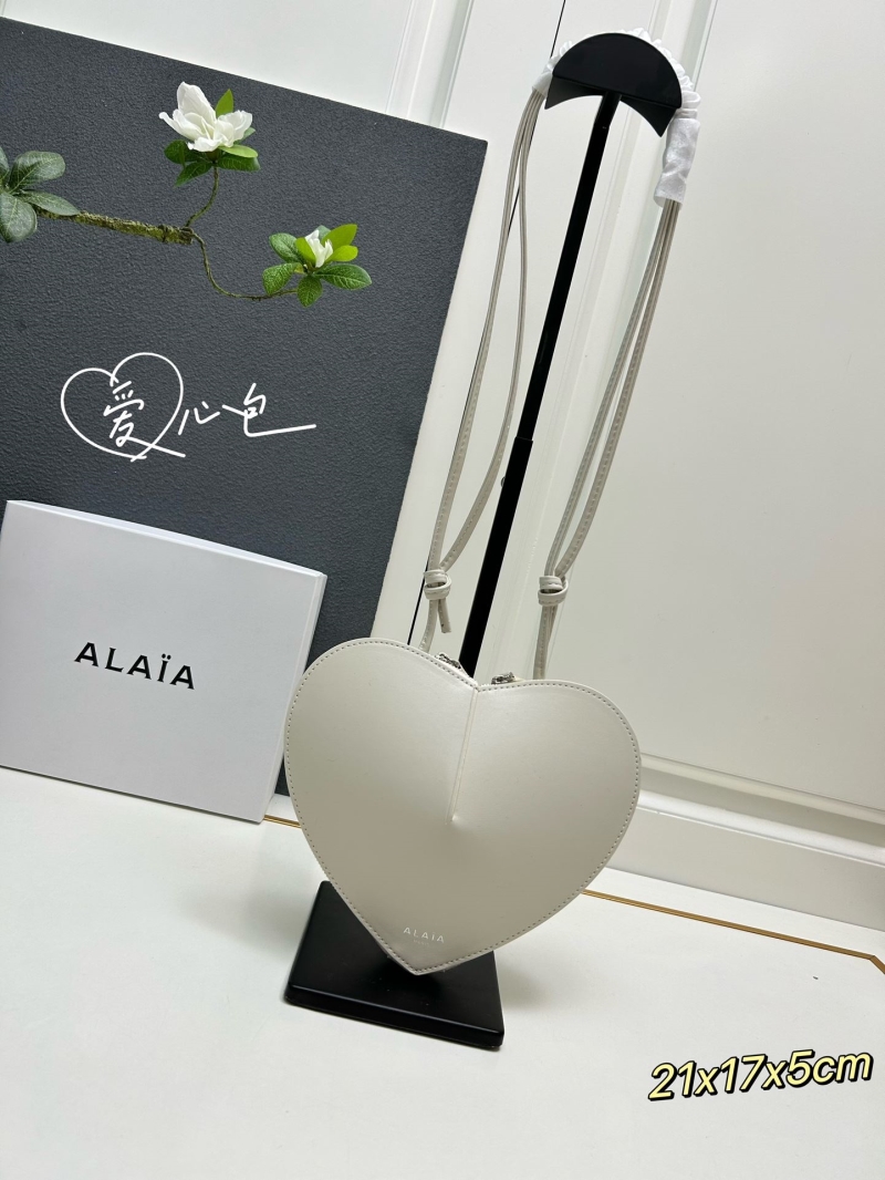 Aiaia Round Bags